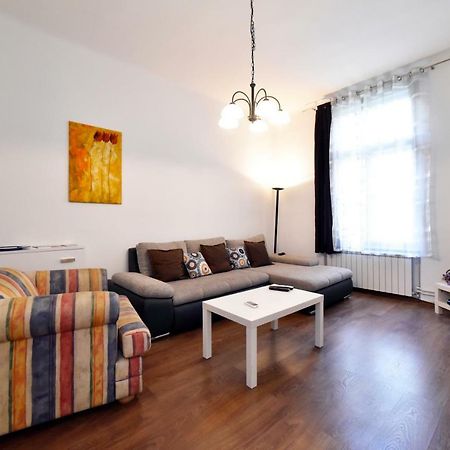 Apartment Central Загреб Экстерьер фото