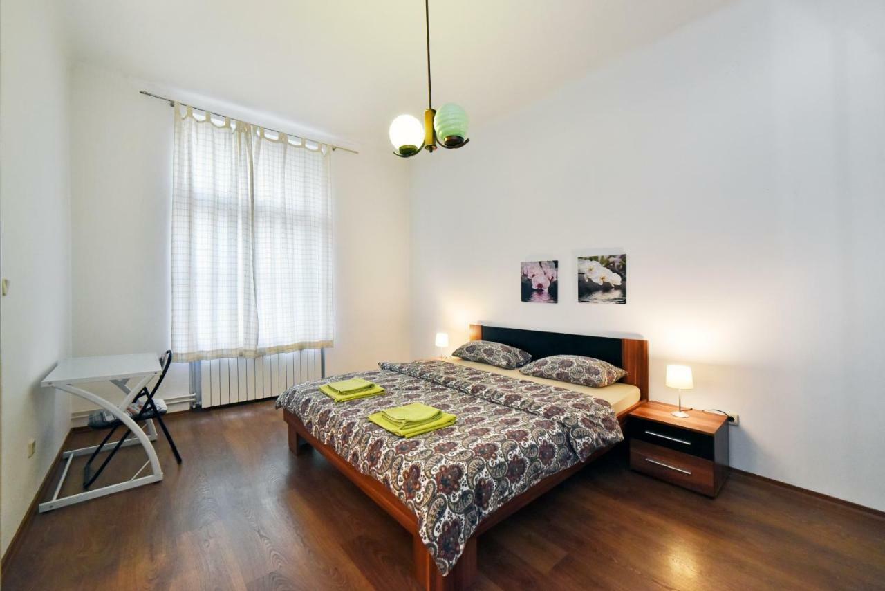 Apartment Central Загреб Экстерьер фото